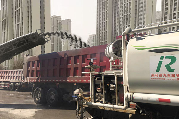 濟(jì)南挖掘機(jī)進(jìn)行租賃要知道哪些事項(xiàng)？